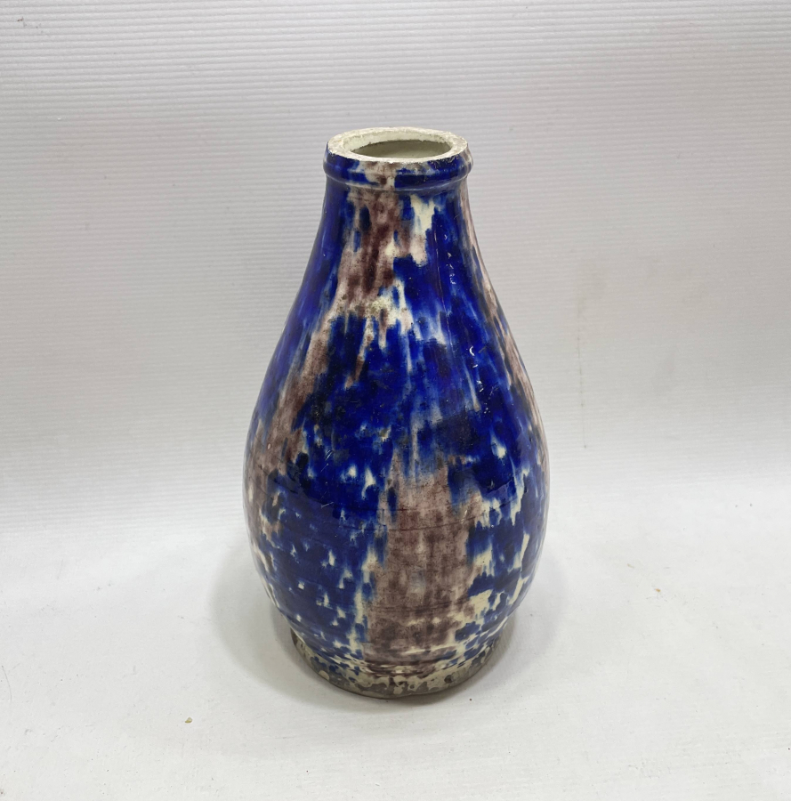 NADİR FORMDA ANTİKA KINIK İŞİ VAZO