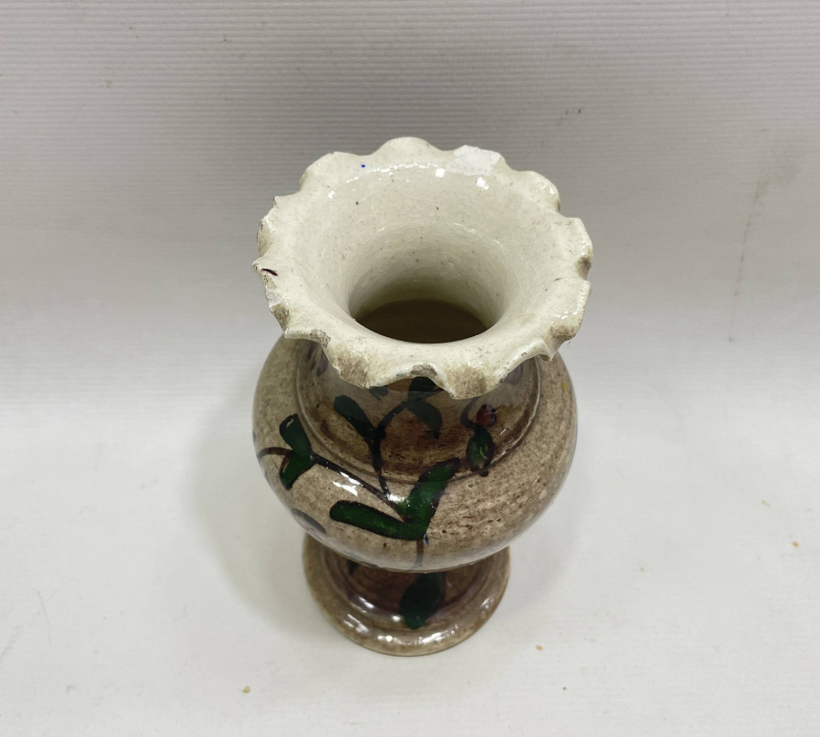 NADİR RENKTE KINIK İŞİ ANTİKA FIRFIRLI VAZO