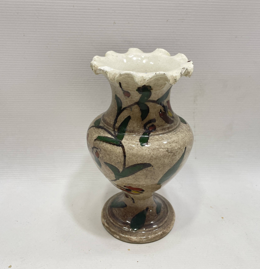 NADİR RENKTE KINIK İŞİ ANTİKA FIRFIRLI VAZO