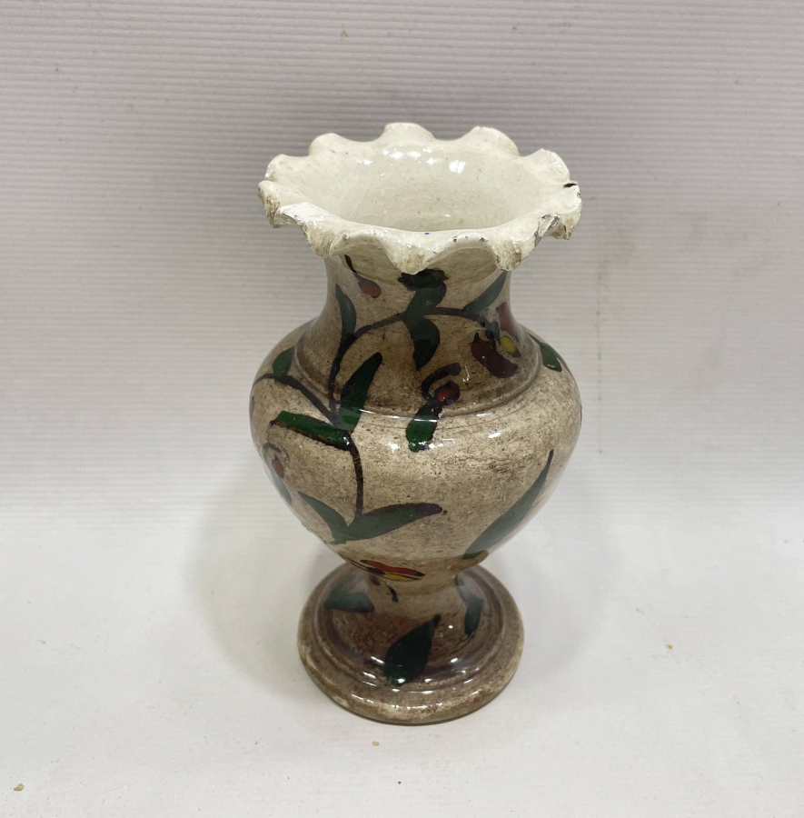 NADİR RENKTE KINIK İŞİ ANTİKA FIRFIRLI VAZO