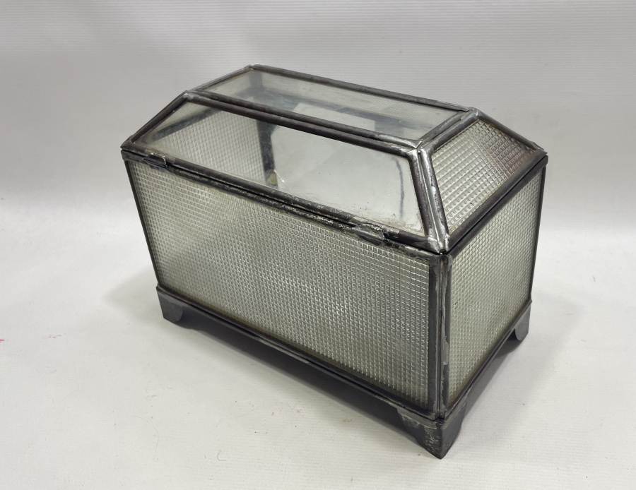 ORJİNAL ANAHTAR VE KİLİDİ İLE NADİR ÇEYİZLİK YAZMA SANDIĞI