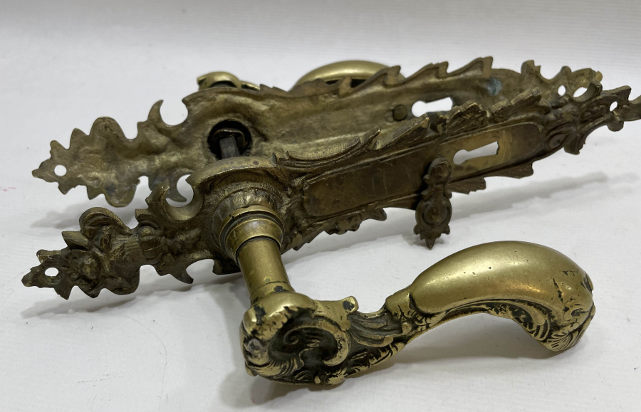 OSMANLI DÖNEMİ KONAK İŞİ KAPI KOLU