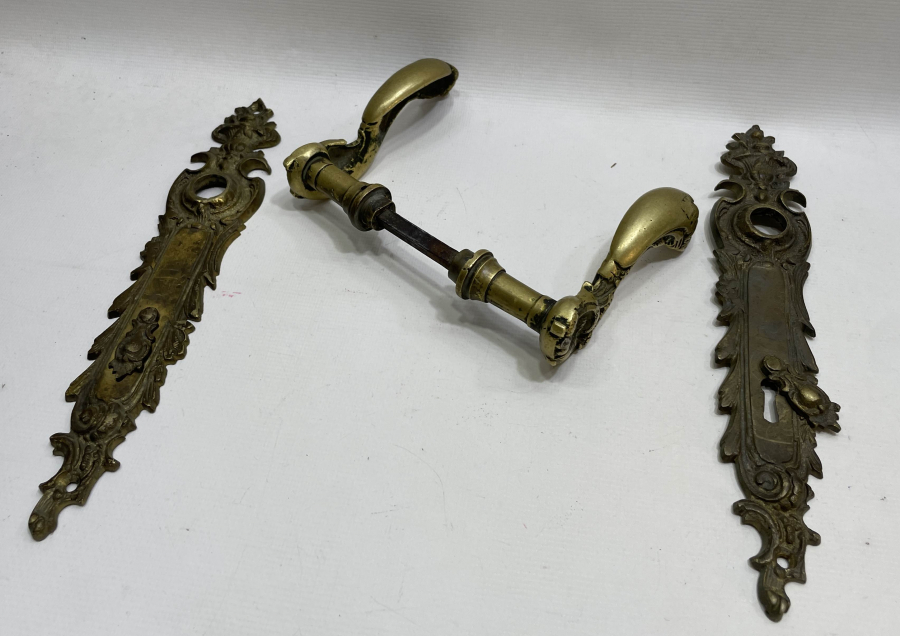 OSMANLI DÖNEMİ KONAK İŞİ KAPI KOLU