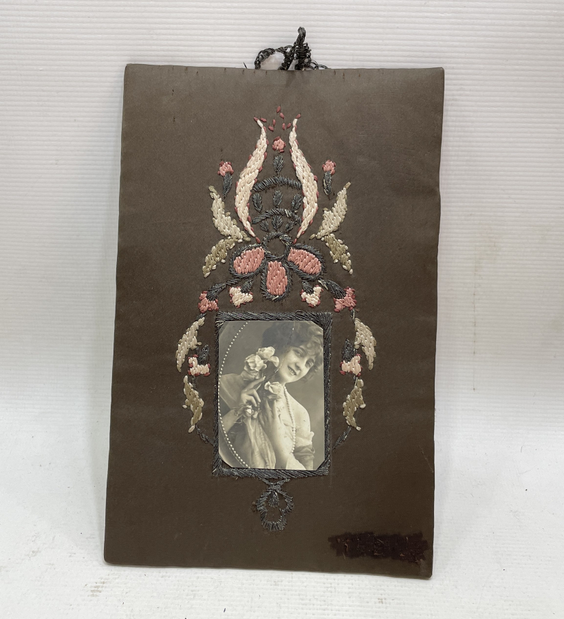 OSMANLI DÖNEMİ LEVANTEN İŞİ TAMAMI EL İŞLEMESİ FOTOĞRAFLIK