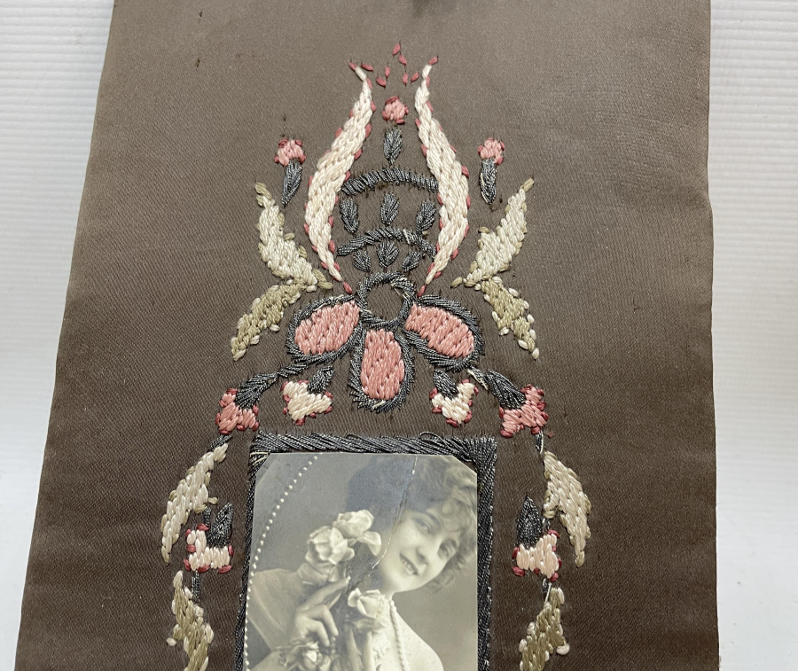 OSMANLI DÖNEMİ LEVANTEN İŞİ TAMAMI EL İŞLEMESİ FOTOĞRAFLIK