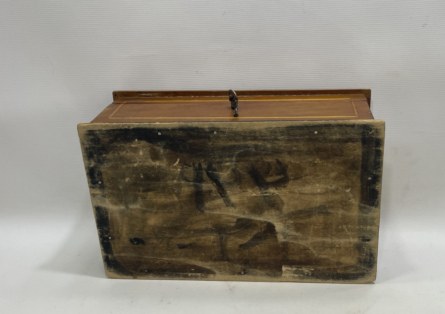 OSMANLI DÖNEMİ ORJİNAL ÇANTASINDA KİLİTLİ TRAŞ TAKIMI