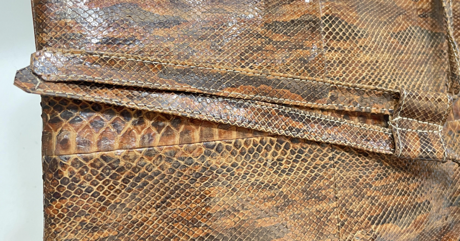 ÖZEL YAPIM YILAN DERİSİ ÇANTA