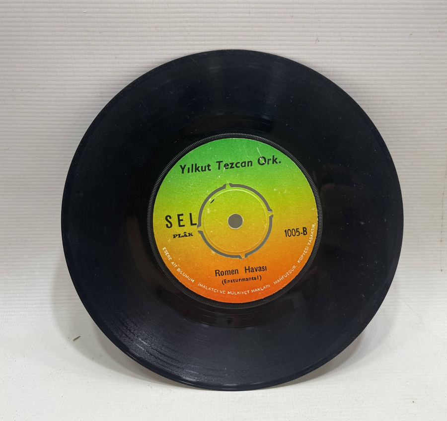 ROMAN HAVASI VE ÇİFTE TELLİ PLAĞI