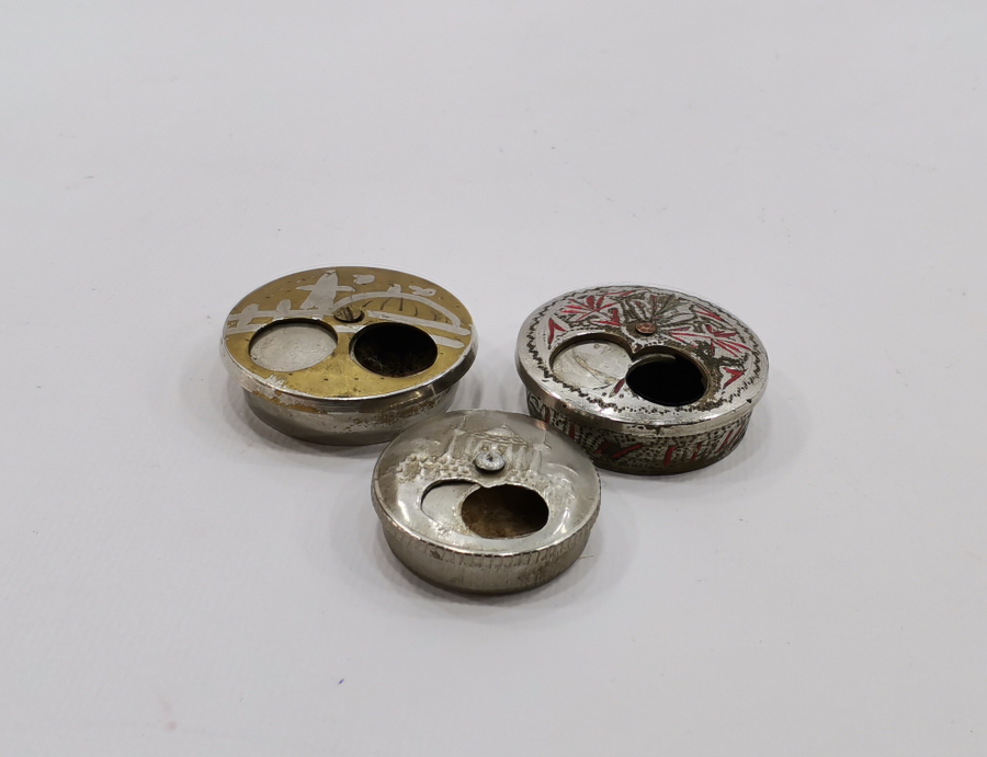 ÜZERİ KALEM İŞÇİLİKLİ 3 ADET ANTİKA KOKULUK