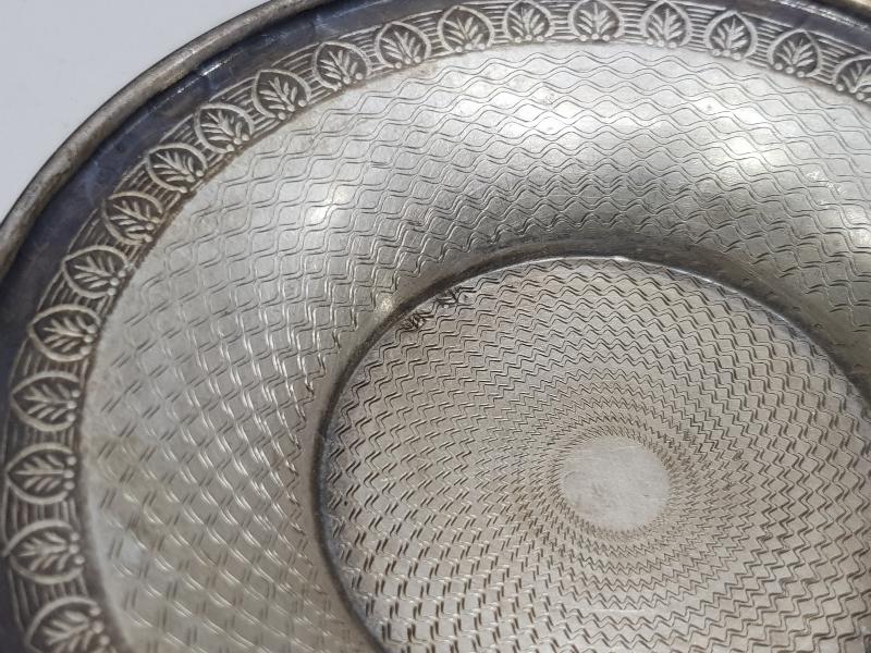 AZNAVUR İŞÇİLİKLİ ANTİKA GÜMÜŞ ÇAY TABAĞI