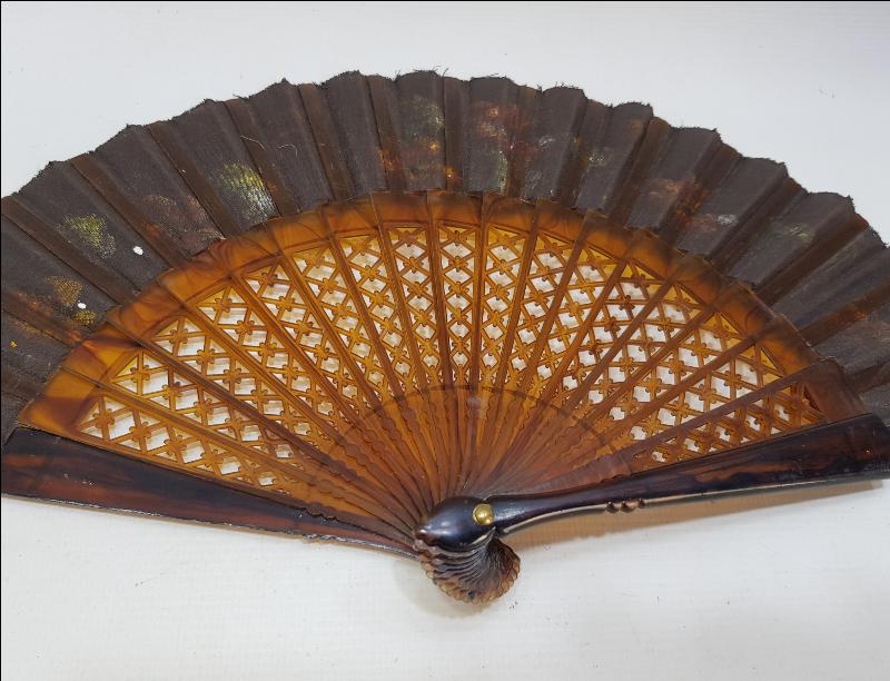 ANTİKA BAĞA YELPAZE