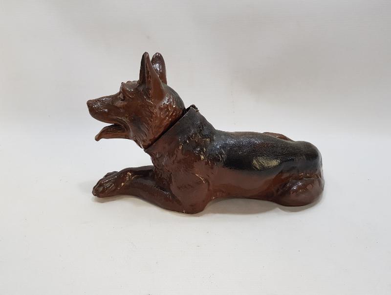 ANTİKA BAŞINI SALLAYAN KÖPEK 