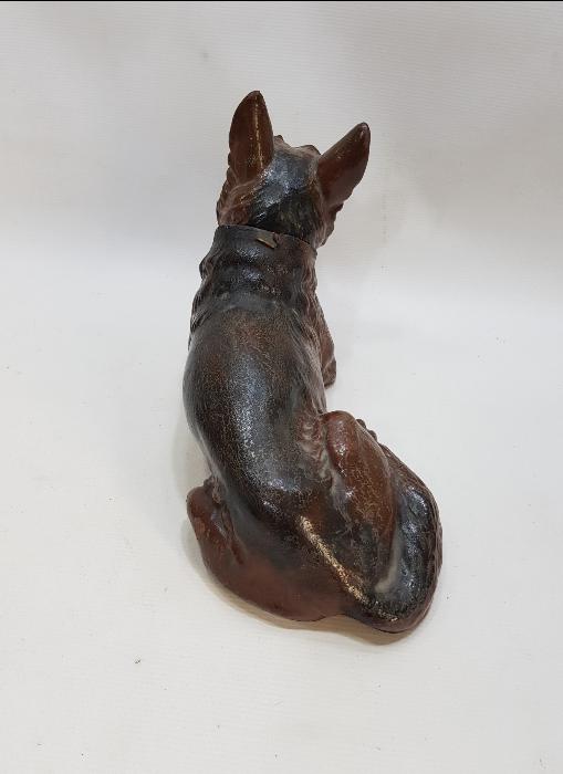 ANTİKA BAŞINI SALLAYAN KÖPEK 