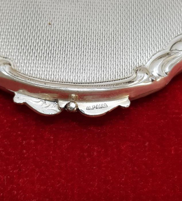 ANTİKA GÜMÜŞ KAPLAMA PUDRİYER