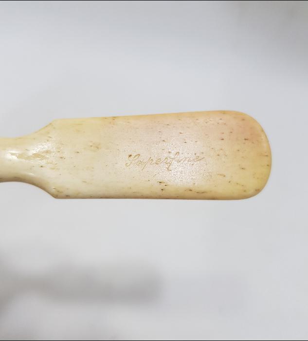 ANTİKA KEMİK SAPLI ELBİSE FIRÇASI