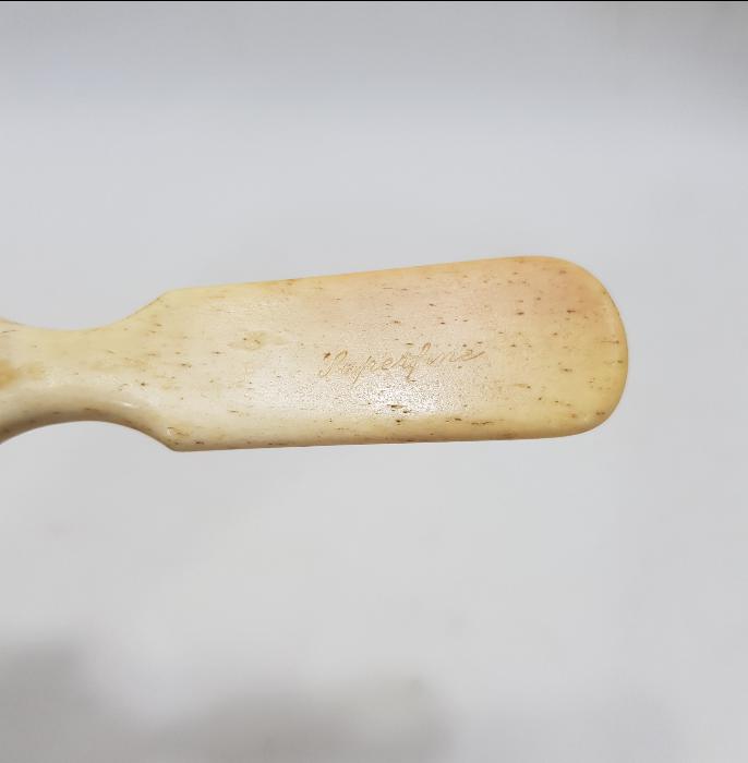 ANTİKA KEMİK SAPLI ELBİSE FIRÇASI