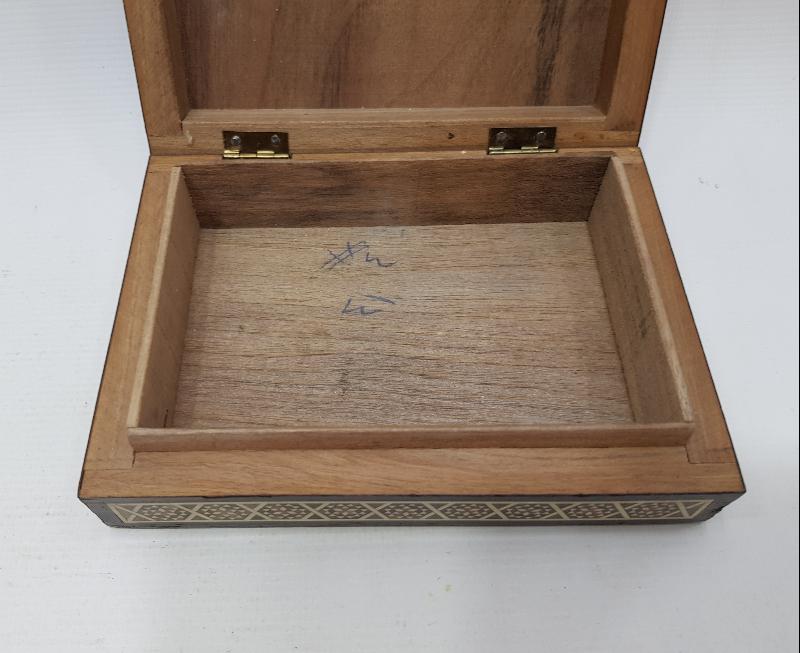 ANTİKA MARKÜTERİ İŞÇİLİKLİ KUTU