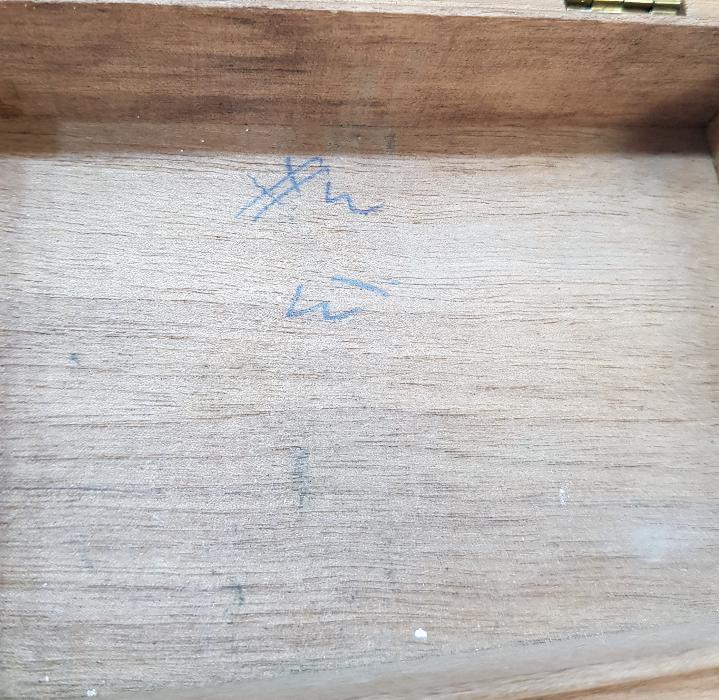 ANTİKA MARKÜTERİ İŞÇİLİKLİ KUTU