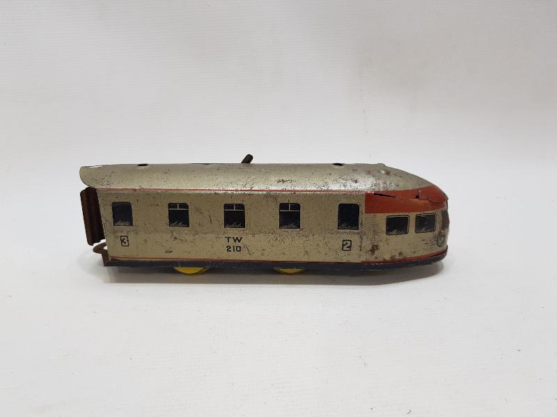 ANTİKA OYUNCAK TREN LOKOMOTİFİ