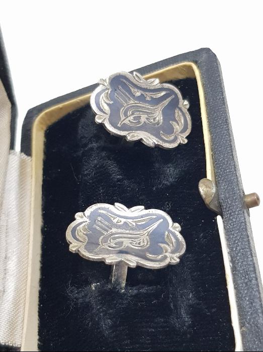 ANTİKA SAVAT İŞÇİLİKLİ OSMANLI TUĞRALI BİR ÇİFT KOL DÜĞMESİ