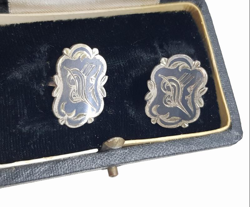 ANTİKA SAVAT İŞÇİLİKLİ OSMANLI TUĞRALI BİR ÇİFT KOL DÜĞMESİ