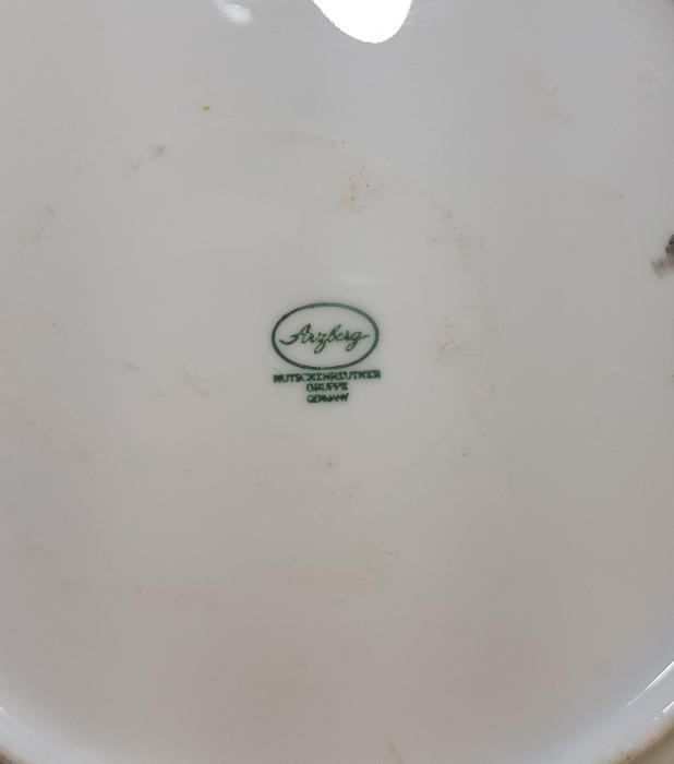 ATATÜRK RESİMLİ PORSELEN DUVAR TABAĞI