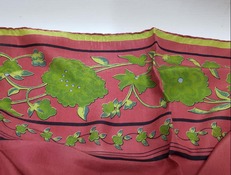 KOLEKSİYONLUK VAKKO İPEK EŞARP