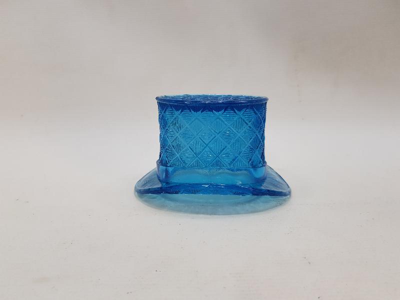 MELON ŞAPKA FORMLU MAVİ RENKLİ KRİSTAL İKRAMLIK