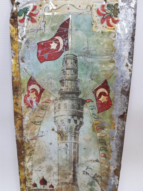 OSMANLI DÖNEMİ BAYRAKLARLA SÜSLÜ BEYAZIT KULESİ RESİMLİ SANDIK ÖNÜ SÜSÜ