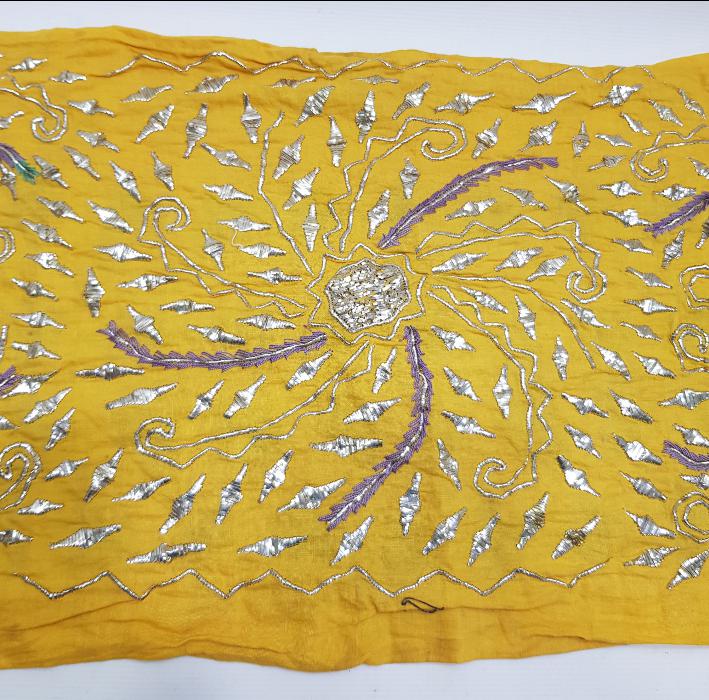 OSMANLI DÖNEMİ BERGAMA KOZAK YÖRESİ TEL KIRMA İŞLEMELİ YASTIK YÜZÜ