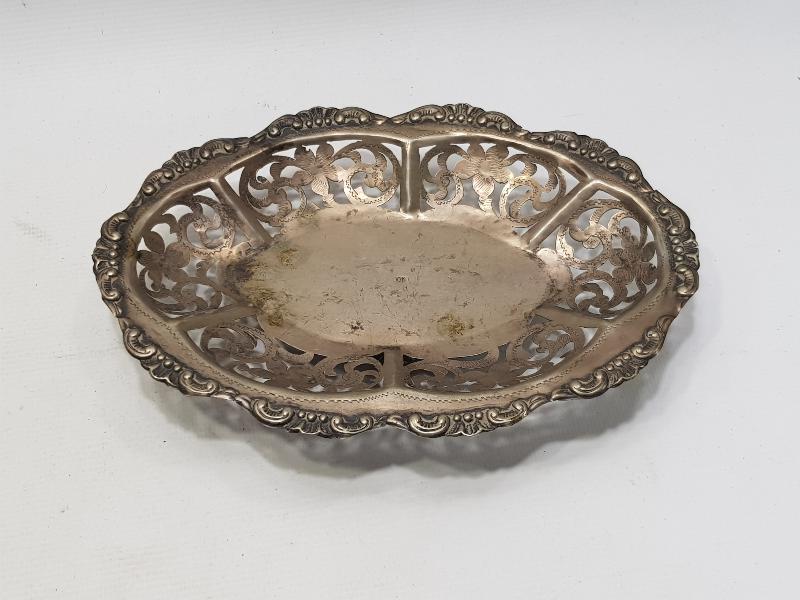 AJUR İŞÇİLİKLİ GÜMÜŞ ŞEKERLİK