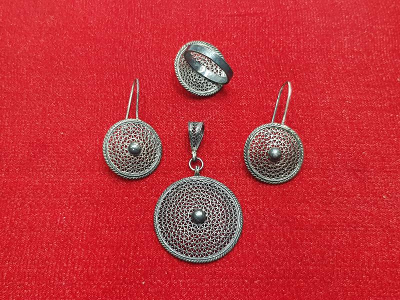 TELKARİ İŞÇİLİKLİ GÜMÜŞ TAKI SETİ 