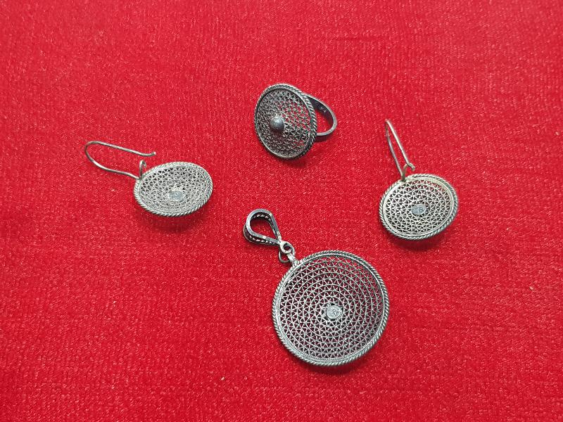 TELKARİ İŞÇİLİKLİ GÜMÜŞ TAKI SETİ 