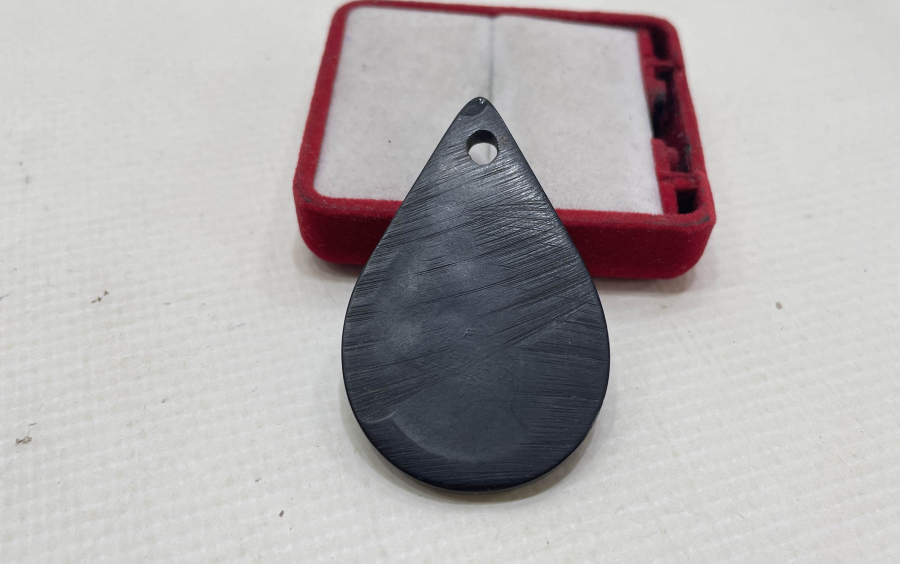 ALİ'NİN YOLU HAKTIR YAZILI ANTİKA ARMUDİ KOLYE 