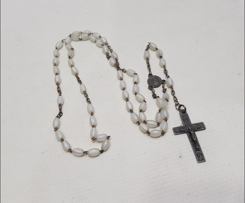 ANTİKA SEDEF PAPAZ TESPİHİ