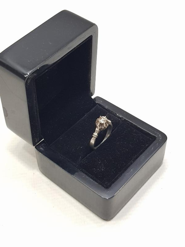 ANTİKA TEKTAŞ YÜZÜK