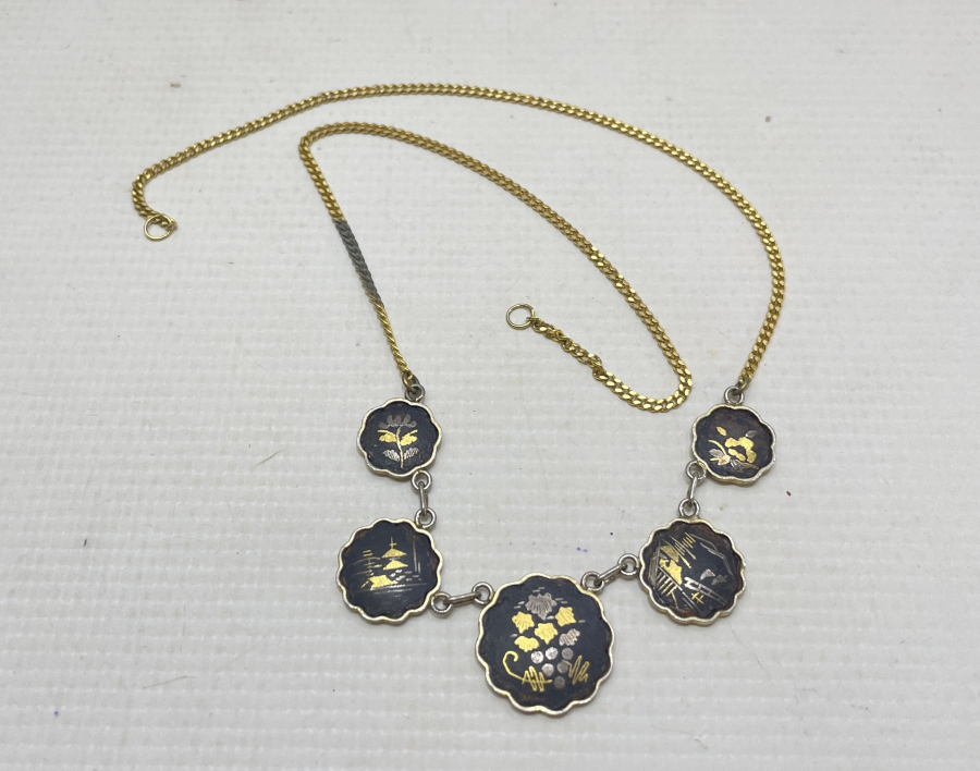 DEMİR ÜZERİ ALTIN VE GÜMÜŞ ÇAKMA İŞÇİLİKLİ ALTIN KAPLAMA ÖZEL YAPIM GERDANLIK