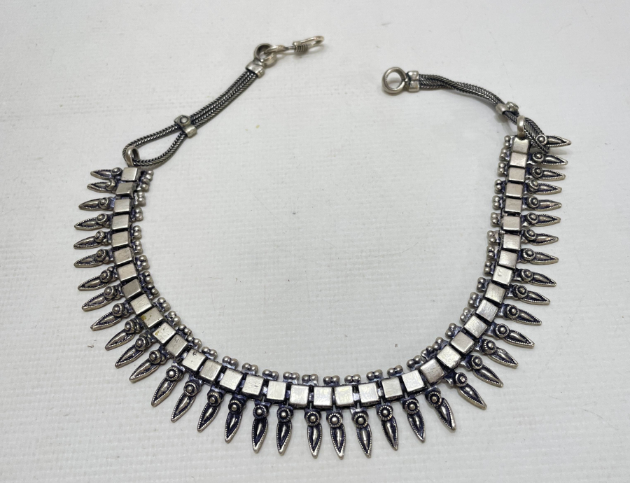 OKLU MODEL TÜRKMEN İŞİ ANTİKA GERDANLIK