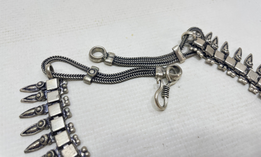 OKLU MODEL TÜRKMEN İŞİ ANTİKA GERDANLIK