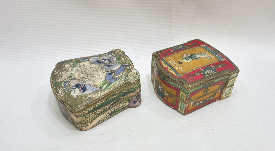 CUMHURİYET BAŞLARI  2 ADET NADİR PUDRA KUTUSU