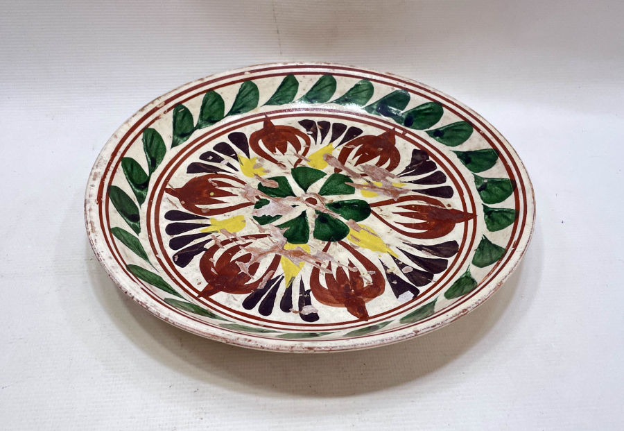 OSMANLI DÖNEMİ NADİR FORMDA KÜTAHYA DUVAR TABAĞI