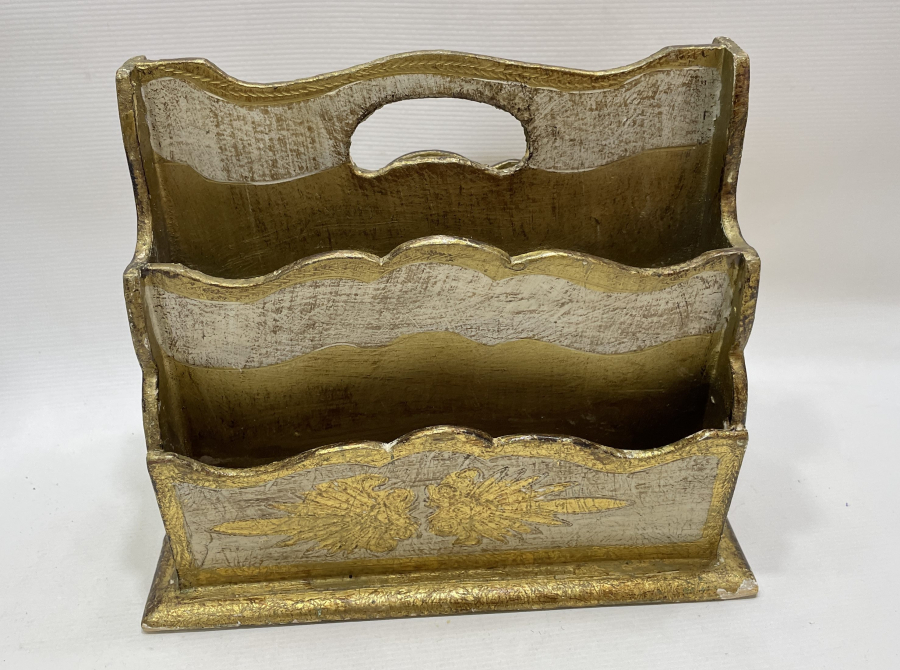 AHŞAP ÜZERİ ALTIN VARAKLI NADİR FORMDA LEVANTEN İŞİ GAZETELİK - MEKTUPLUK