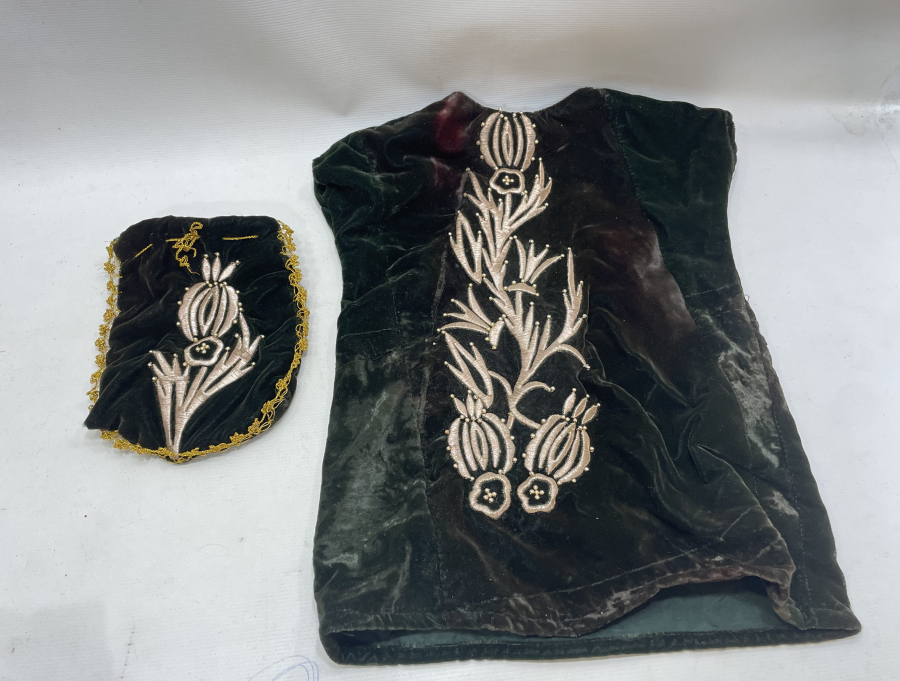  EL YAPIMI SIRMA İŞÇİLİKLİ ANTİKA BEBEK KINALIĞI