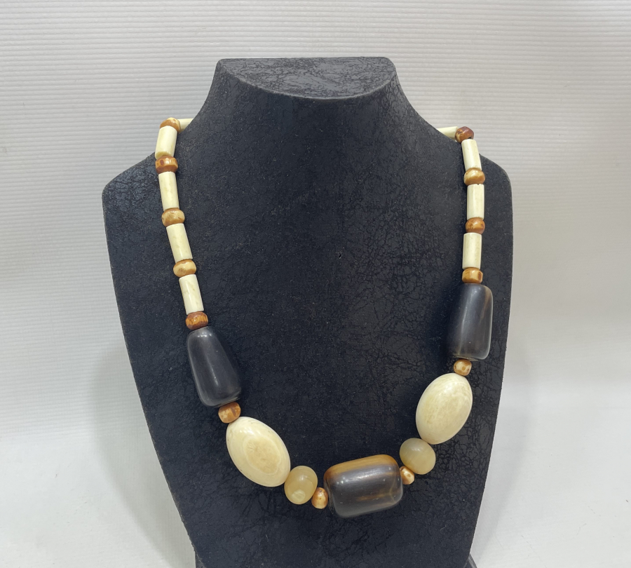 FİL DİŞİ BOYNUZ VE KEMİKTEN YAPILMIŞ BÜYÜK BOY ANTİKA GERDANLIK