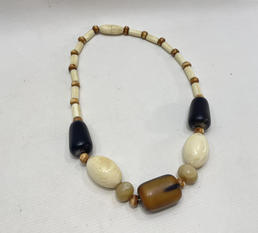 FİL DİŞİ BOYNUZ VE KEMİKTEN YAPILMIŞ BÜYÜK BOY ANTİKA GERDANLIK