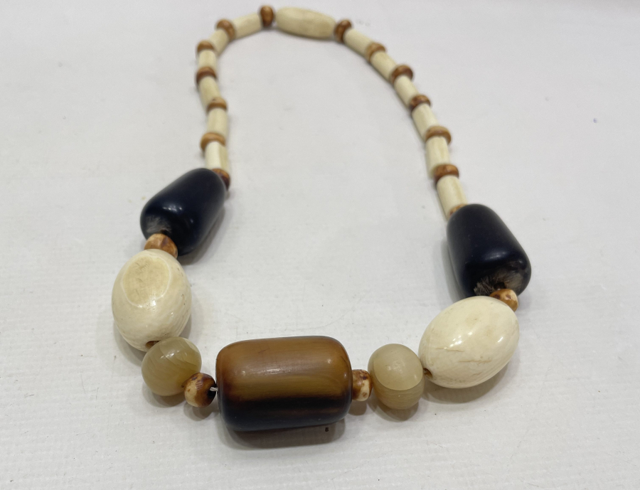 FİL DİŞİ BOYNUZ VE KEMİKTEN YAPILMIŞ BÜYÜK BOY ANTİKA GERDANLIK