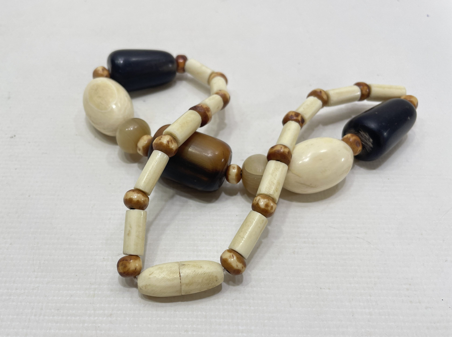 FİL DİŞİ BOYNUZ VE KEMİKTEN YAPILMIŞ BÜYÜK BOY ANTİKA GERDANLIK