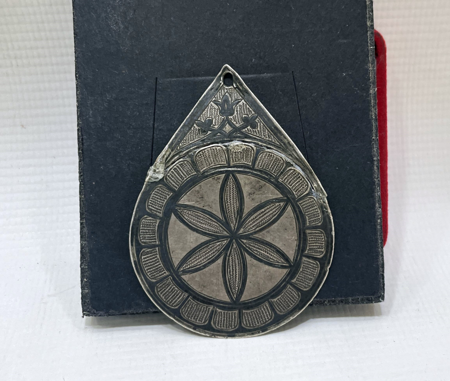 GEMİCİ DÜĞÜMLÜ OSMANLI DÖNEMİ SAVATLI GÜMÜŞ ARMUDİ KOLYE