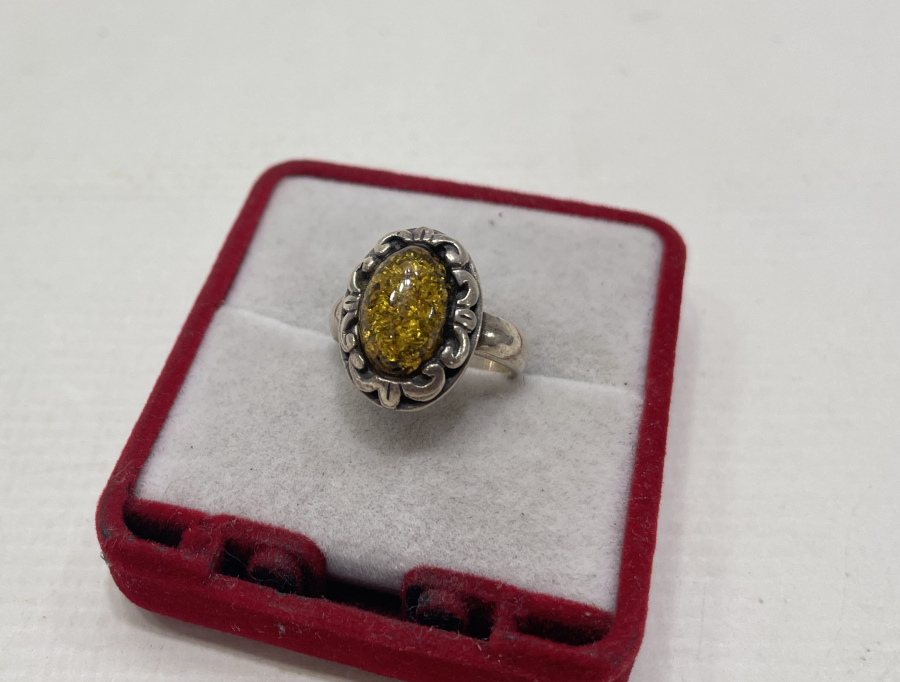 İÇİ FOSİLLİ DAMLA KEHRİBAR GÜMÜŞ YÜZÜK