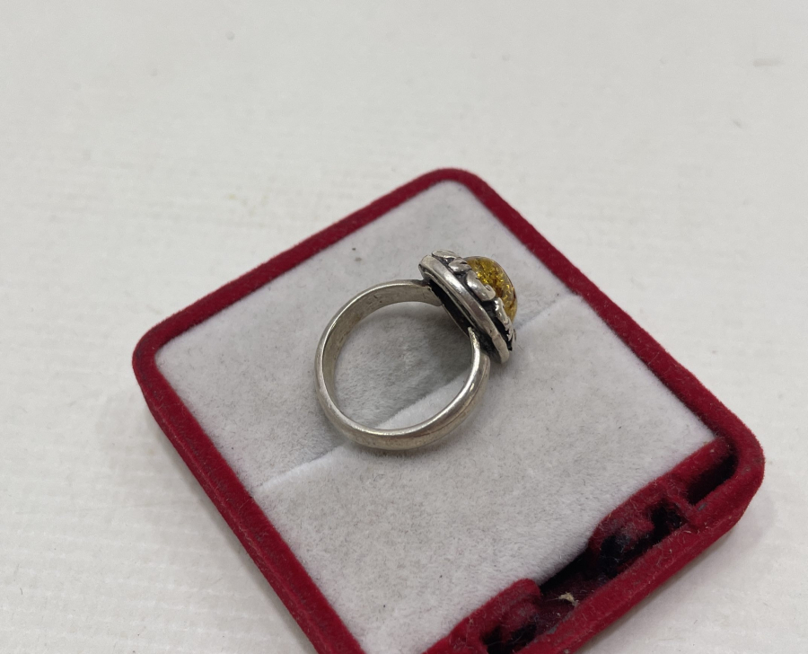 İÇİ FOSİLLİ DAMLA KEHRİBAR GÜMÜŞ YÜZÜK